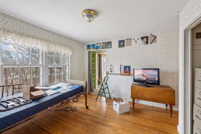 18830 Eastwood Drive, Deephaven, MN 55331