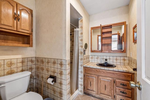 18830 Eastwood Drive, Deephaven, MN 55331