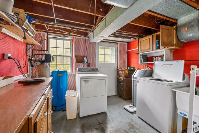 18830 Eastwood Drive, Deephaven, MN 55331