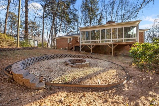 402 Eva Lane, Greensboro, NC 27455