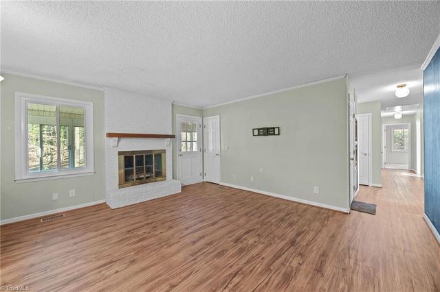 402 Eva Lane, Greensboro, NC 27455