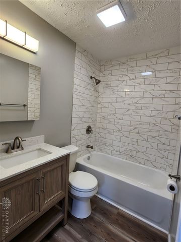 1408 W 2nd Street, Xenia, OH 45385