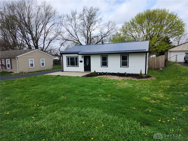 1408 W 2nd Street, Xenia, OH 45385