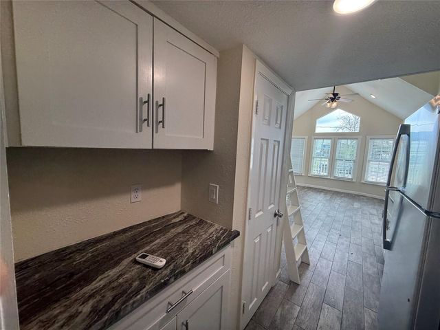 3008 Calhoun Street, Bacliff, TX 77518