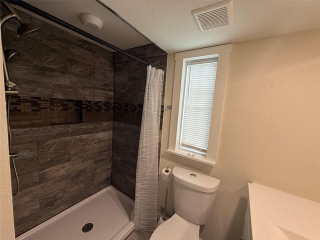 3008 Calhoun Street, Bacliff, TX 77518