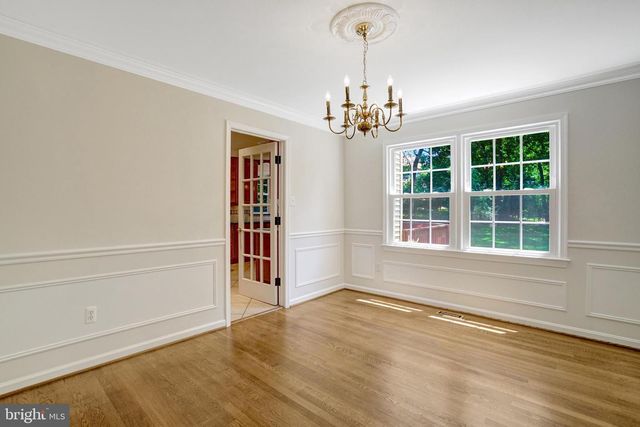 8517 ELECTRIC AVE, Vienna, VA 22182