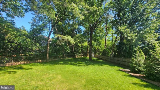 8517 ELECTRIC AVE, Vienna, VA 22182