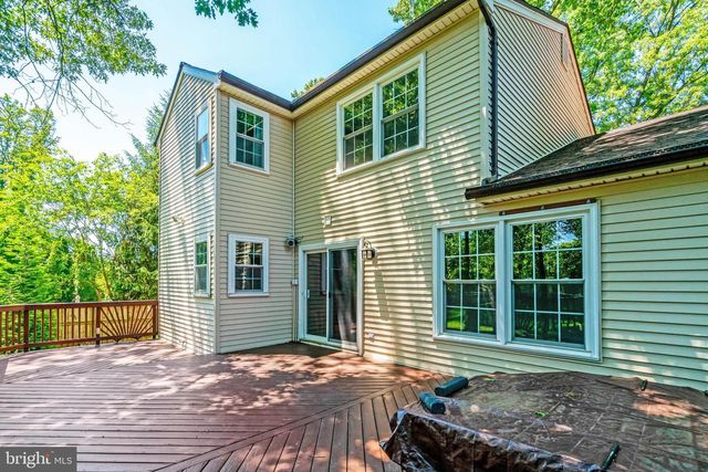 8517 ELECTRIC AVE, Vienna, VA 22182