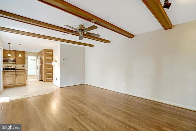 8517 ELECTRIC AVE, Vienna, VA 22182