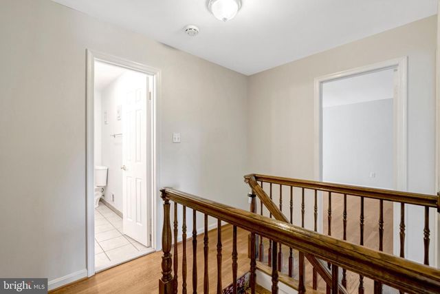 8517 ELECTRIC AVE, Vienna, VA 22182
