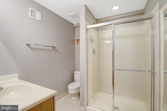 8517 ELECTRIC AVE, Vienna, VA 22182