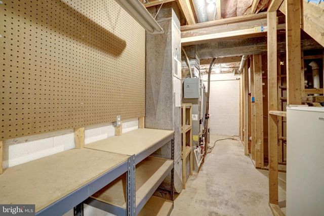 8517 ELECTRIC AVE, Vienna, VA 22182