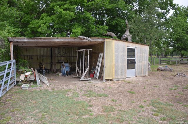 11 Coughran Rd, Boerne, TX 78006