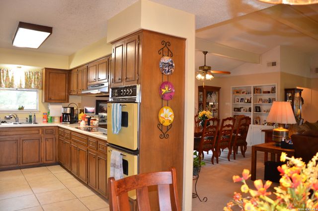 11 Coughran Rd, Boerne, TX 78006