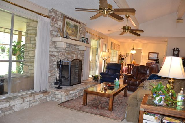 11 Coughran Rd, Boerne, TX 78006