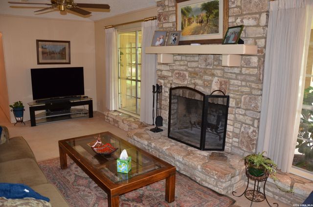 11 Coughran Rd, Boerne, TX 78006