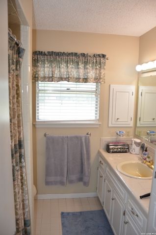 11 Coughran Rd, Boerne, TX 78006