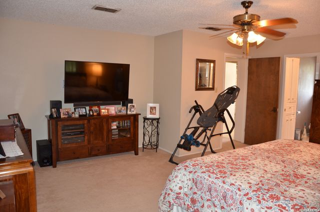 11 Coughran Rd, Boerne, TX 78006