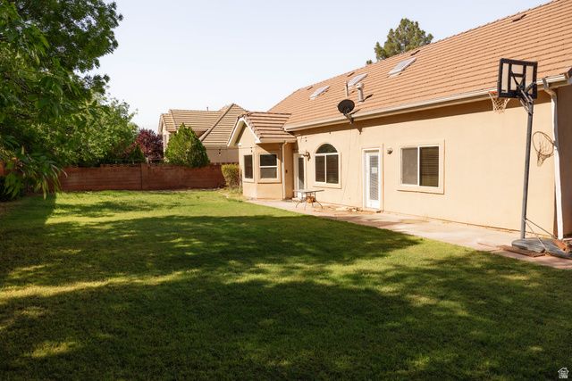 40 N STONE DR, St. George, UT 84770