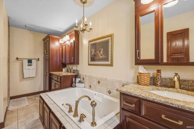 2872 Dixie Highway, Bedford, IN 47421