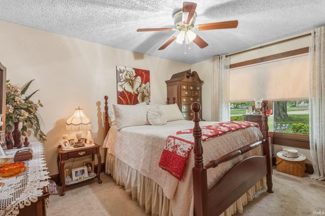 2872 Dixie Highway, Bedford, IN 47421