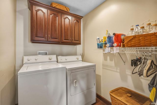 2872 Dixie Highway, Bedford, IN 47421