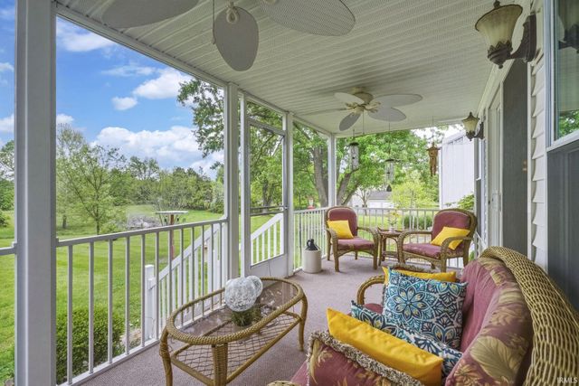 2872 Dixie Highway, Bedford, IN 47421