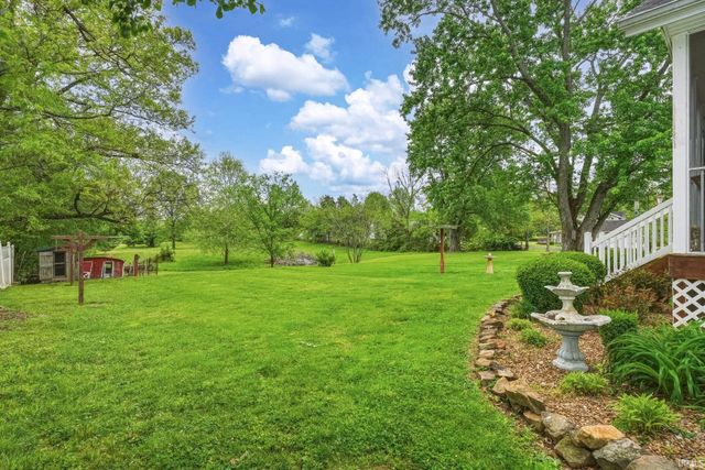 2872 Dixie Highway, Bedford, IN 47421