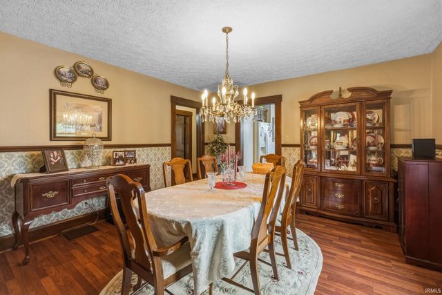 2872 Dixie Highway, Bedford, IN 47421
