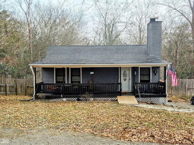 8379 S Christian Drive, Nineveh, IN 46164