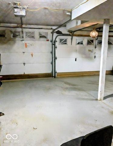 8379 S Christian Drive, Nineveh, IN 46164