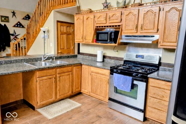 8379 S Christian Drive, Nineveh, IN 46164