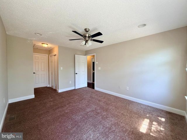 196 SAPPHIRE LA, Franklin Park, NJ 08823