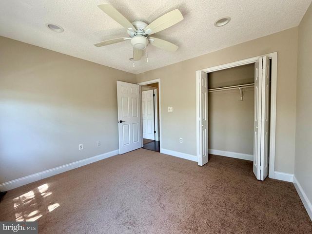 196 SAPPHIRE LA, Franklin Park, NJ 08823