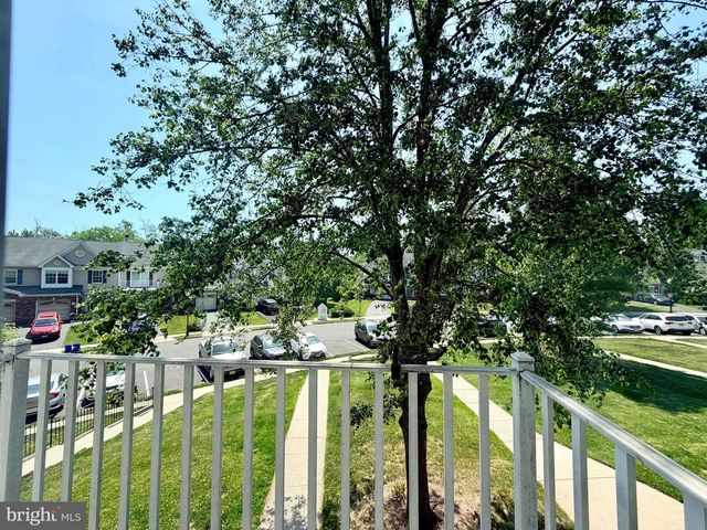 196 SAPPHIRE LA, Franklin Park, NJ 08823