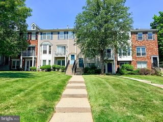 196 SAPPHIRE LA, Franklin Park, NJ 08823