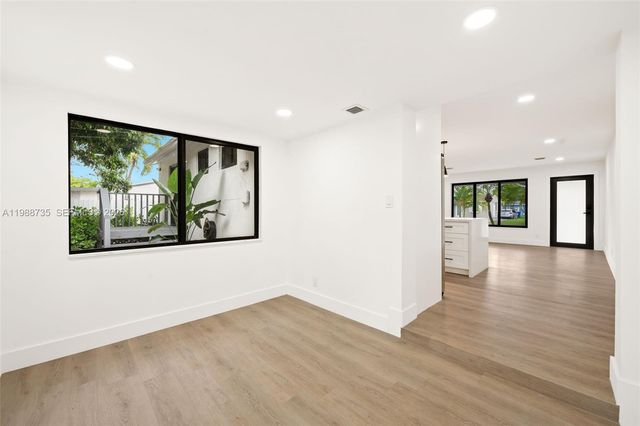 4871 SW 20th St, Fort Lauderdale, FL 33317