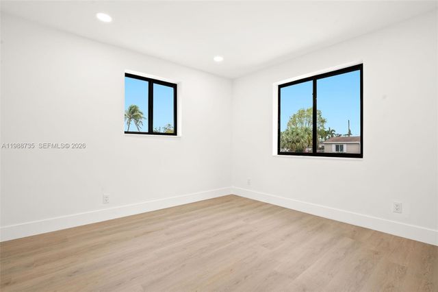 4871 SW 20th St, Fort Lauderdale, FL 33317