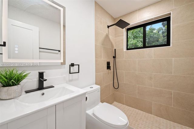 4871 SW 20th St, Fort Lauderdale, FL 33317