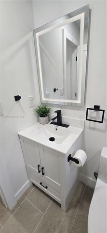 4871 SW 20th St, Fort Lauderdale, FL 33317