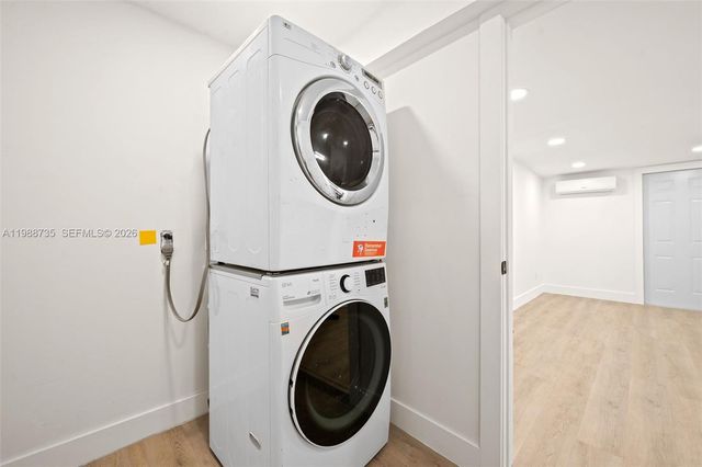 4871 SW 20th St, Fort Lauderdale, FL 33317