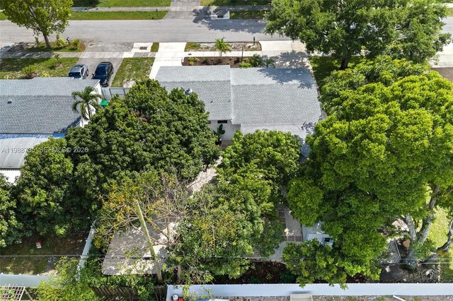 4871 SW 20th St, Fort Lauderdale, FL 33317