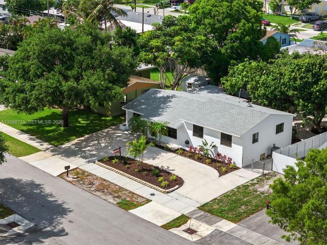 4871 SW 20th St, Fort Lauderdale, FL 33317