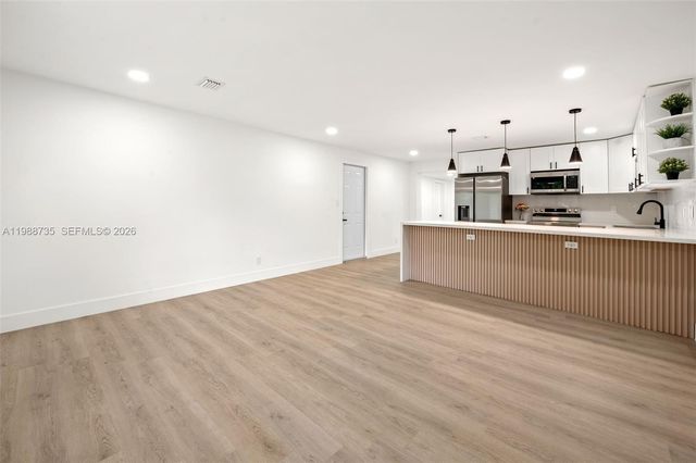 4871 SW 20th St, Fort Lauderdale, FL 33317