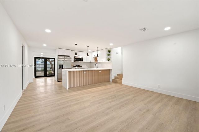 4871 SW 20th St, Fort Lauderdale, FL 33317