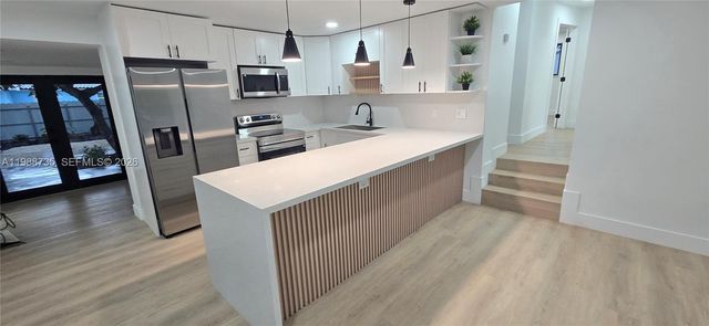 4871 SW 20th St, Fort Lauderdale, FL 33317