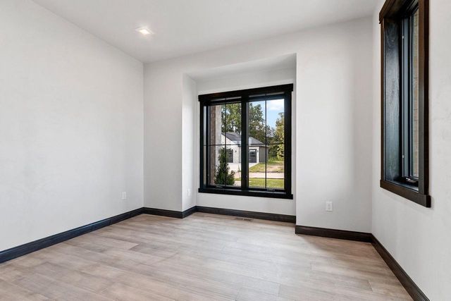 1761 BOBBY JONES DRIVE, De Pere, WI 54115