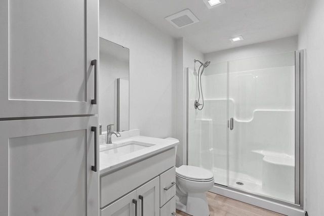1761 BOBBY JONES DRIVE, De Pere, WI 54115