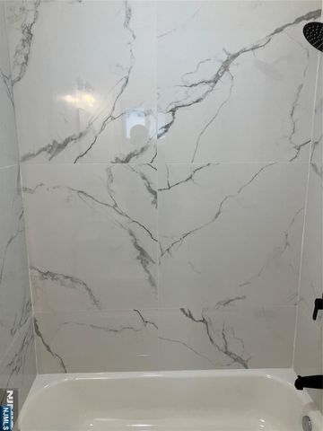 445 17th Street, Newark, NJ 07103