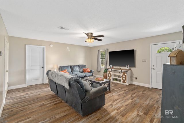 22660 Wing Lane, Robertsdale, AL 36567